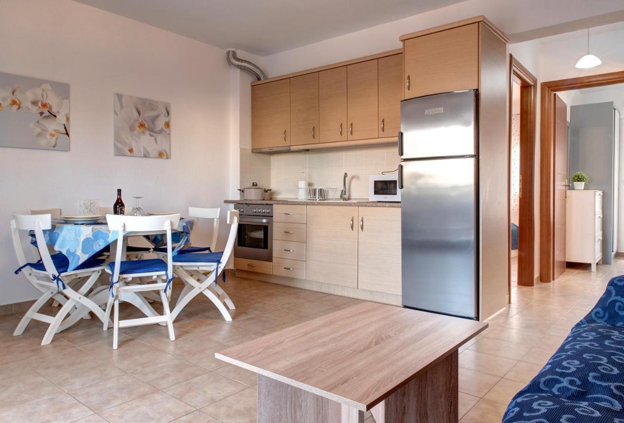 Achilleas Apartments Kalyves Polygyrou エクステリア 写真